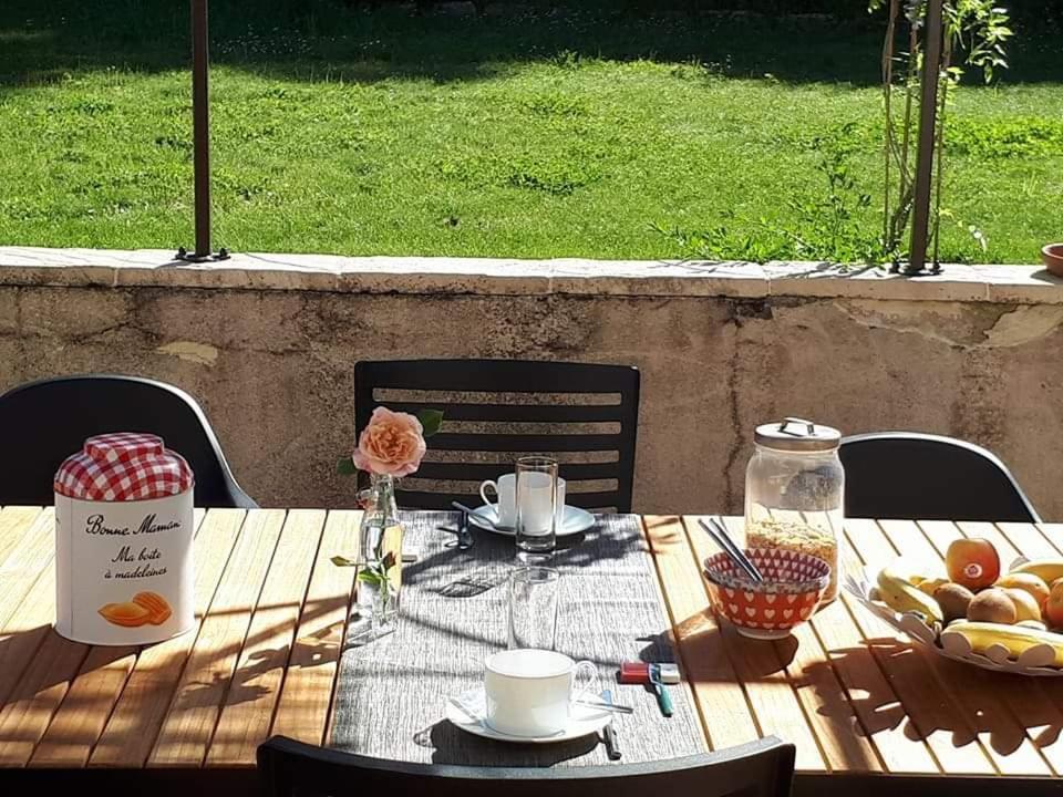Mareil-sur-Mauldre Au Chat Perche Espace Familial מראה חיצוני תמונה