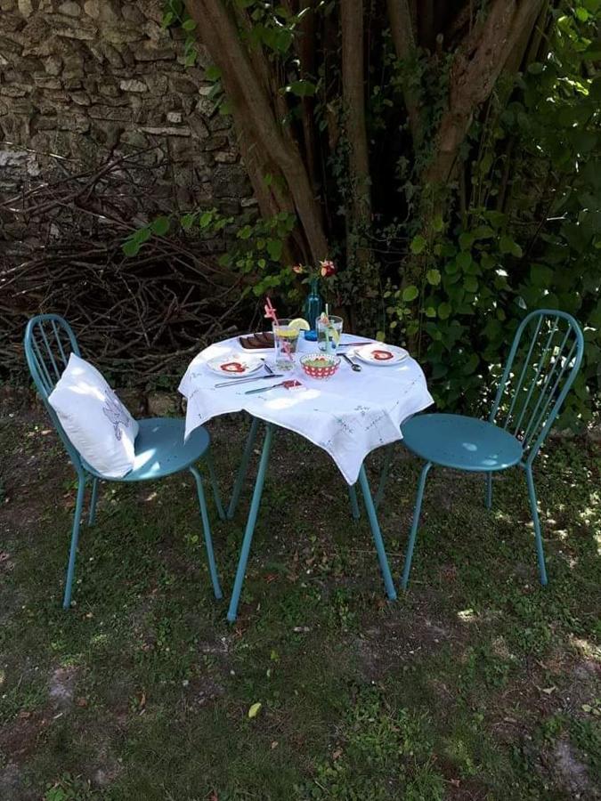 Mareil-sur-Mauldre Au Chat Perche Espace Familial מראה חיצוני תמונה
